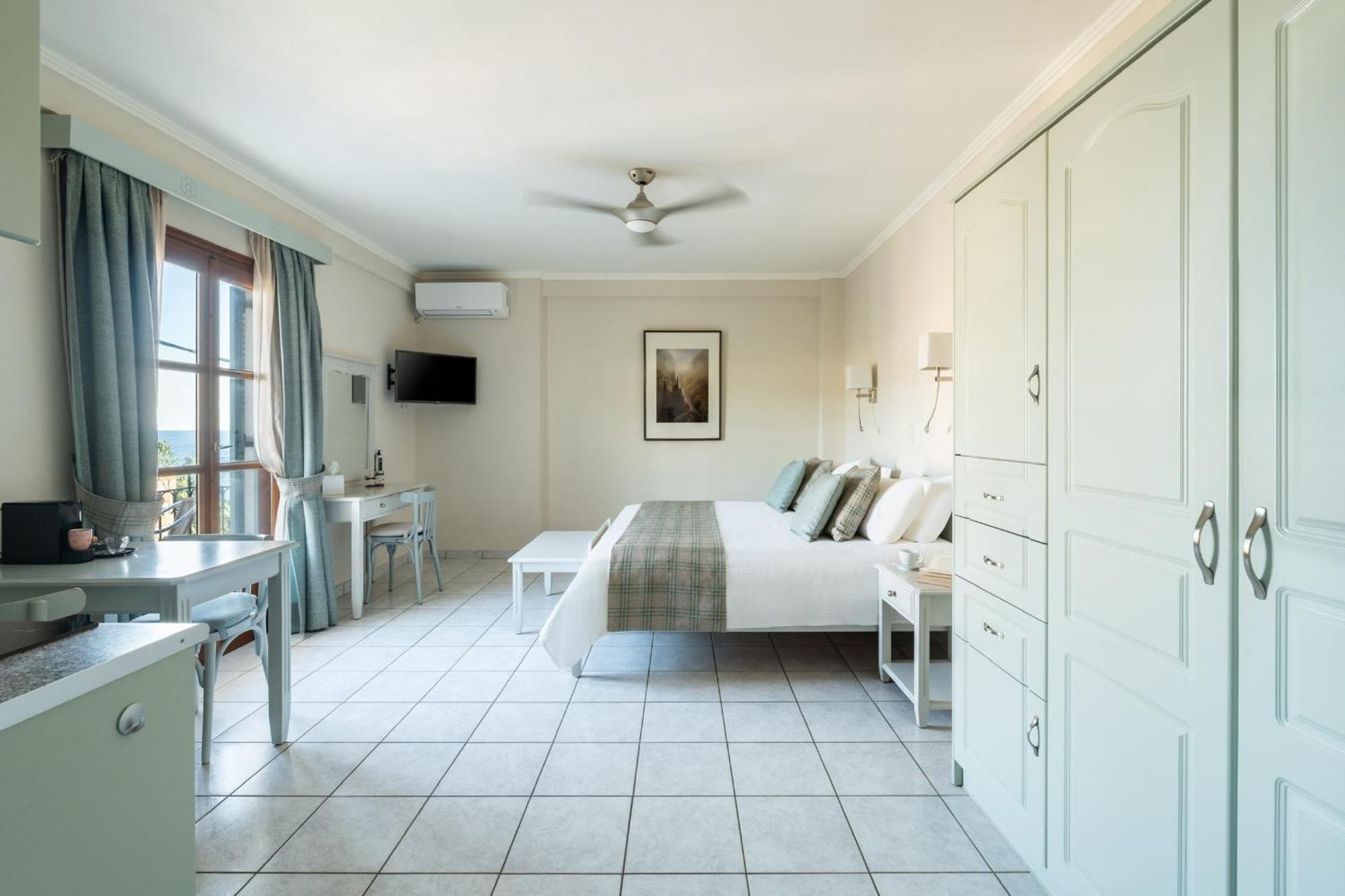 Hotel Liakoto Kardamyli Zewnętrze zdjęcie
