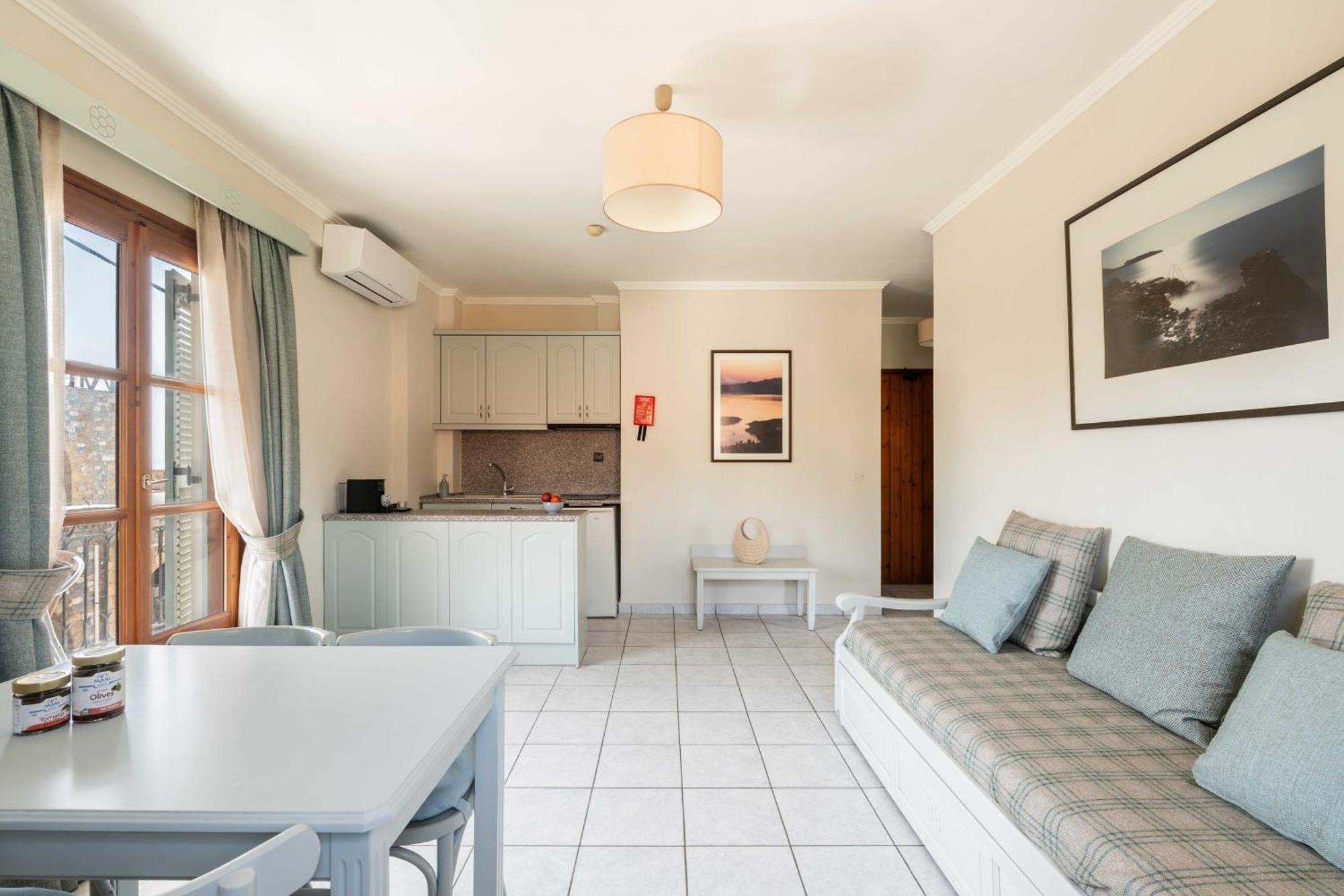 Hotel Liakoto Kardamyli Zewnętrze zdjęcie